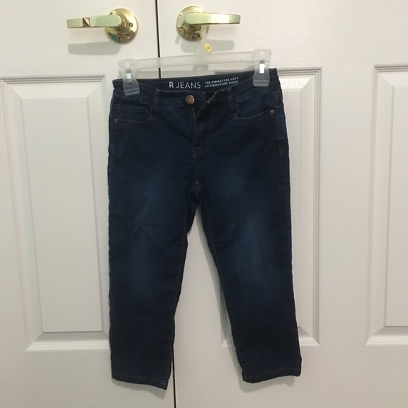 dark blue wash denim jean capris from reitmans - Picture 1 of 3